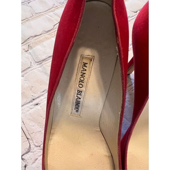 Manolo Blahnik Size 36 Pointed Toe Suede Pump Heels Red Classic Dressy Glam - Picture 10 of 16